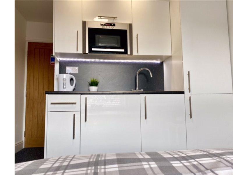 Oyo Hillcrest Studio Apartments Клиторпс Экстерьер фото